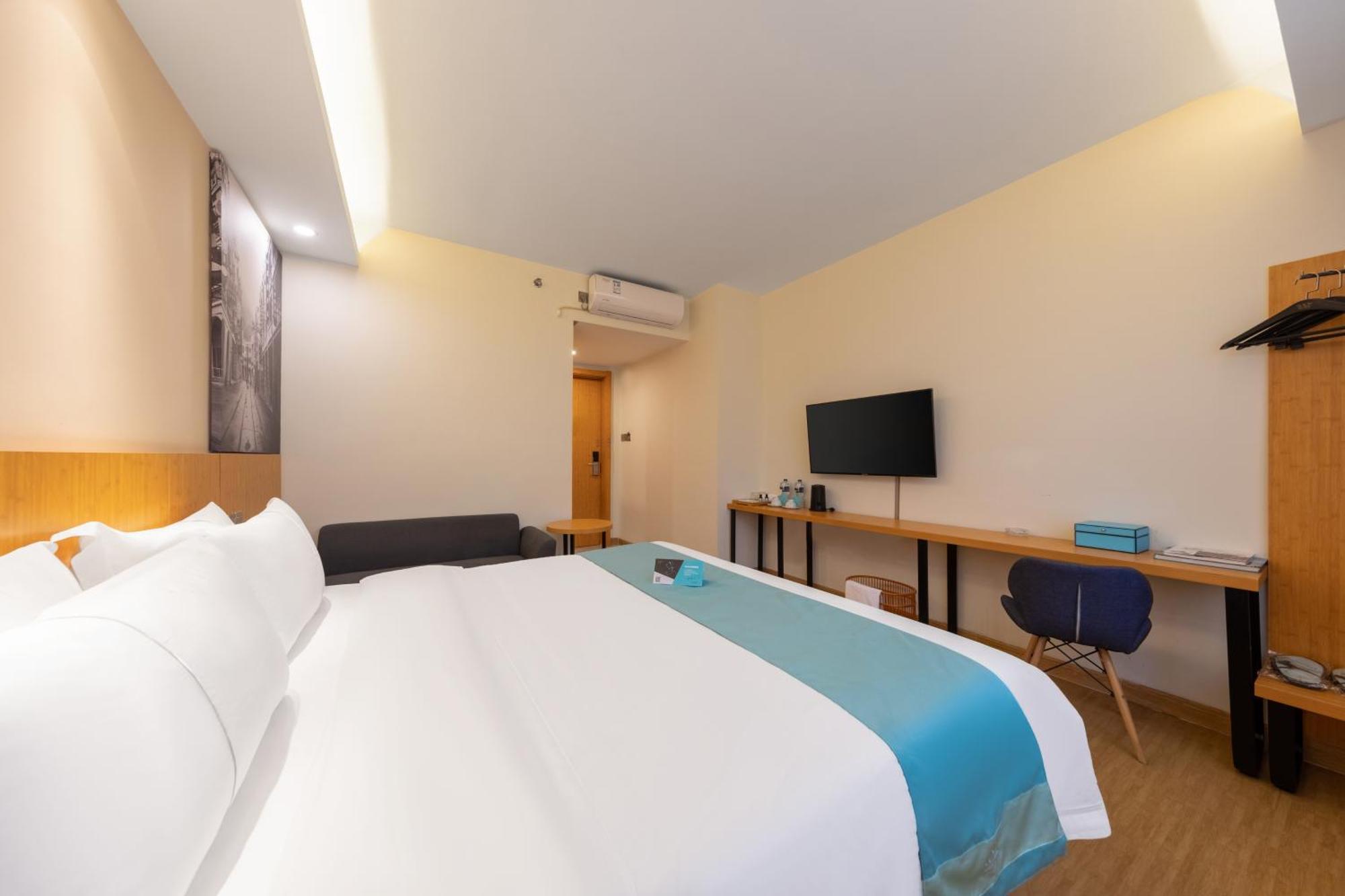 Xana Lite Hotel - Guangzhou Fangcun Huadiwan Metro Station المظهر الخارجي الصورة