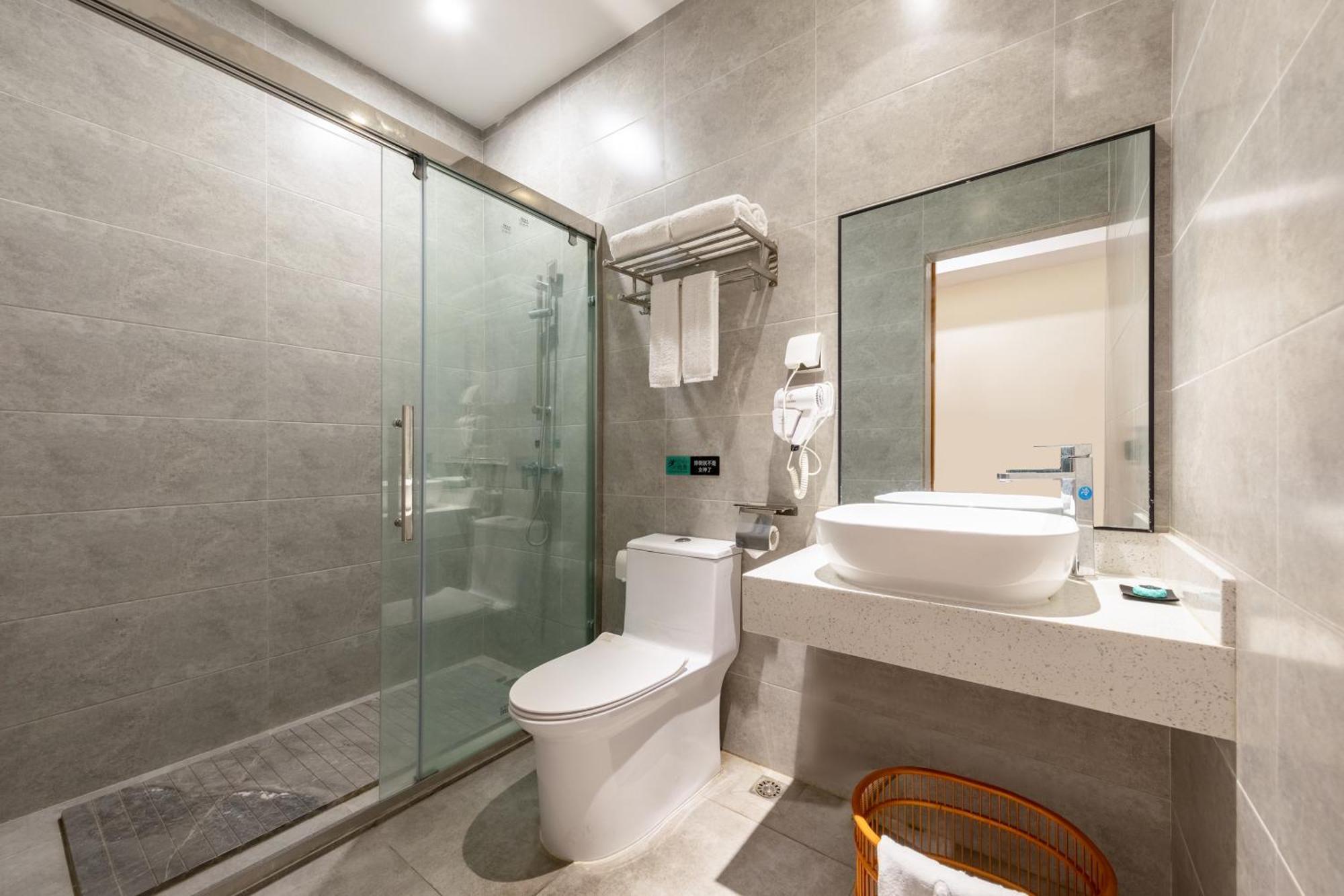 Xana Lite Hotel - Guangzhou Fangcun Huadiwan Metro Station المظهر الخارجي الصورة