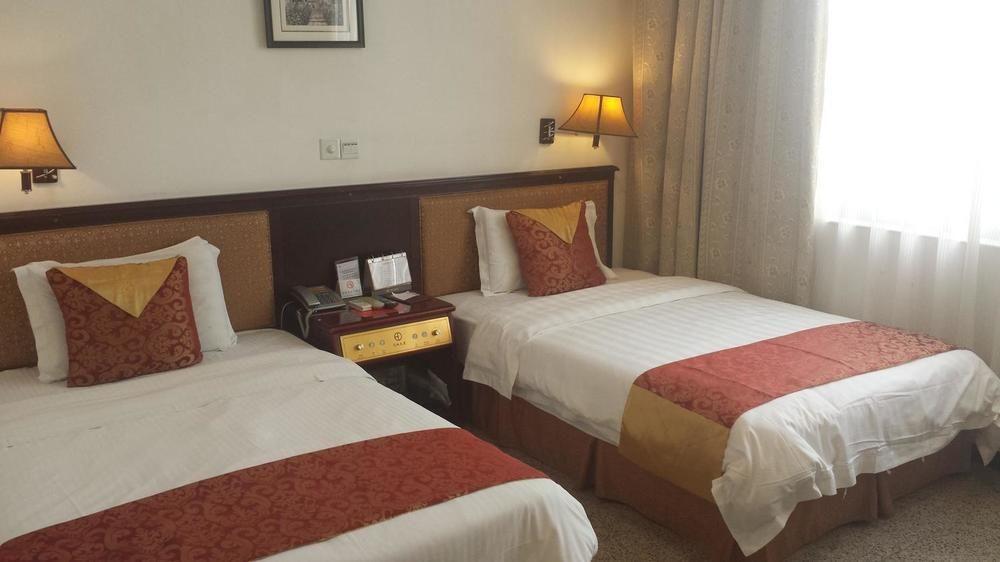 Xana Lite Hotel - Guangzhou Fangcun Huadiwan Metro Station المظهر الخارجي الصورة